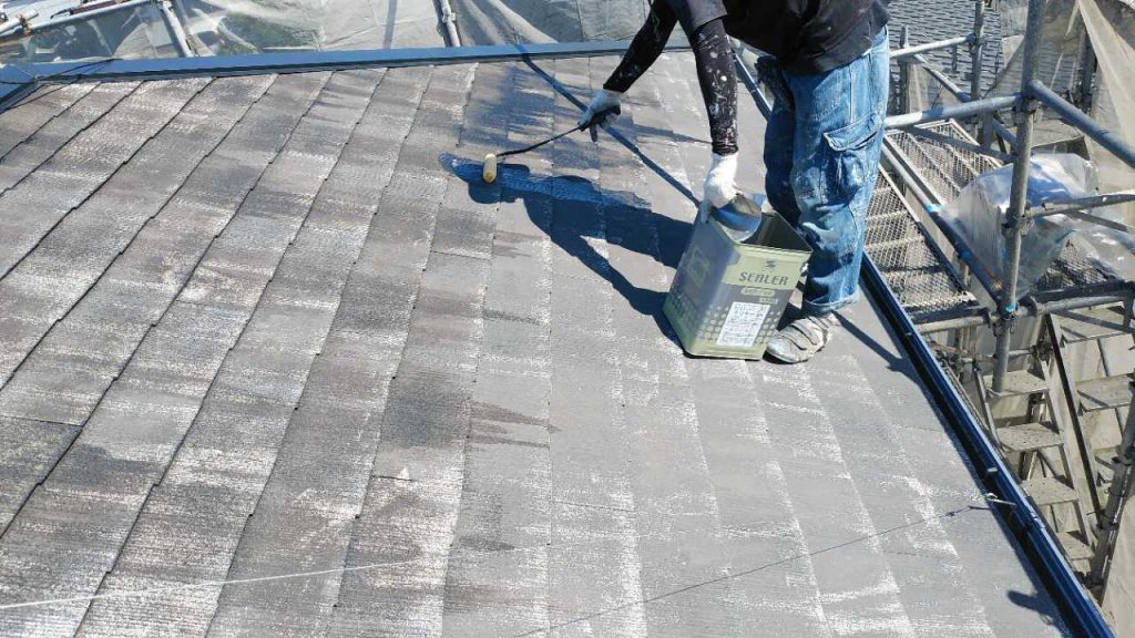 鹿児島市での屋根塗装工事の様子