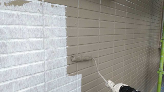 【宮崎・鹿児島地域】窯業系サイディングとスレート屋根を塗装していきます外壁中塗り_1_確定
