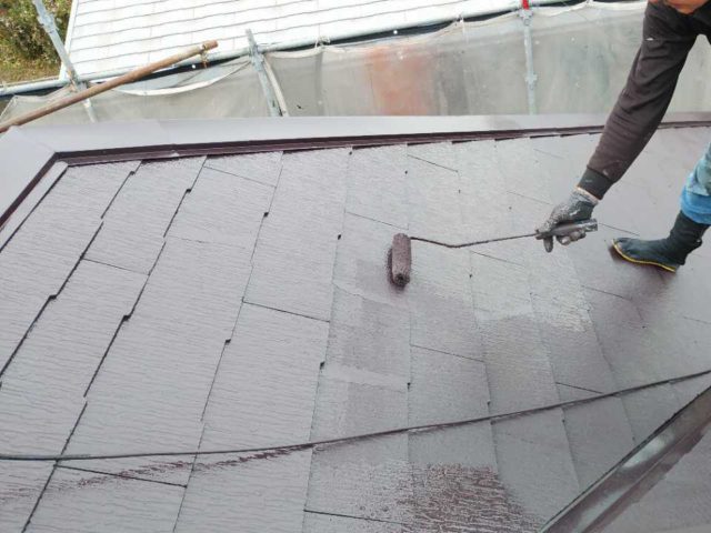 鹿児島市の屋根の塗装工事中