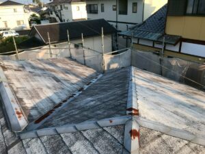 屋根の施工前劣化の様子